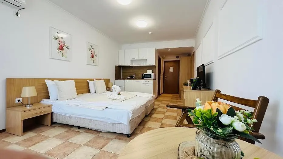 Kaya Atelie 1 Sunny Beach location